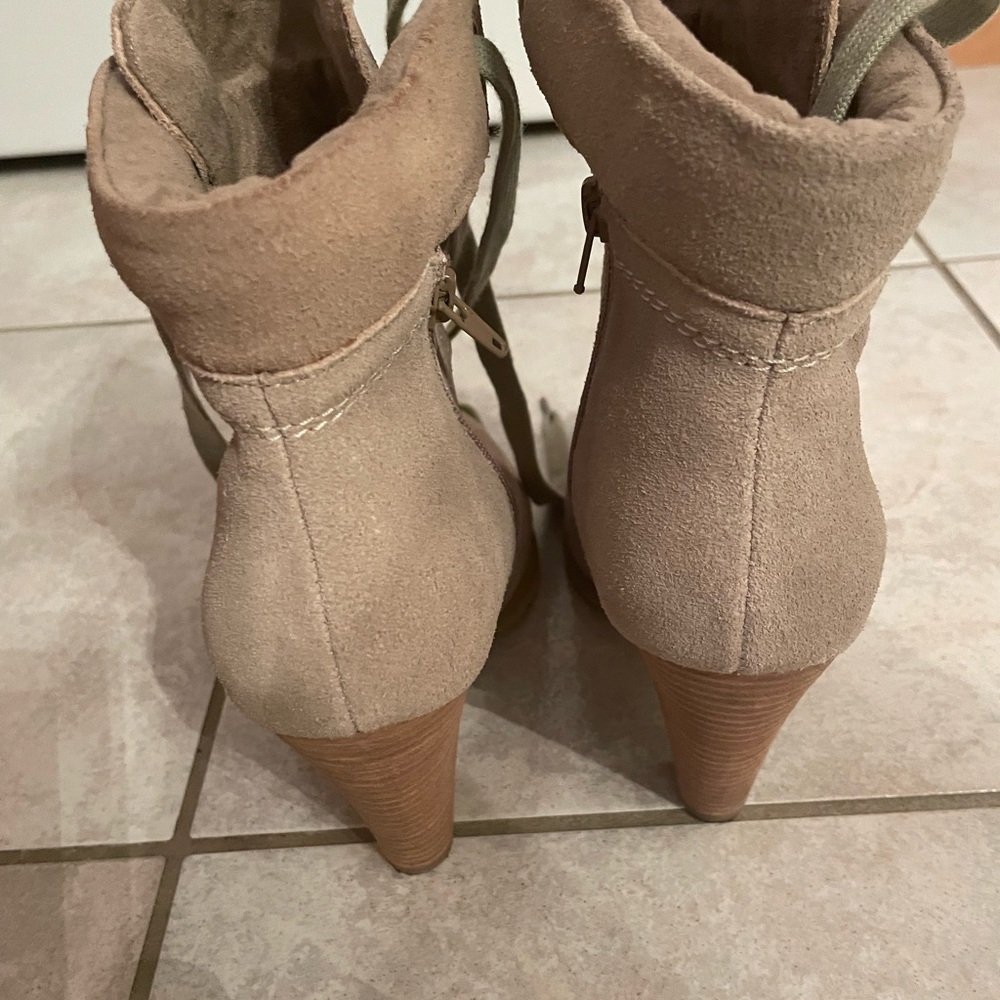 Genuine suede boots - Picture 3 of 5